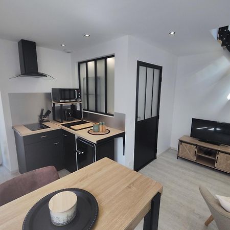 Apartamento Studio Neuf Situe Au Coeur D'Un Bourg Paisible Pacé Exterior foto